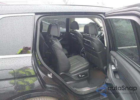 2023 BMW X7 xDrive40I z USA, uszkodzony, nr VIN 5UX23EM00P9P41714